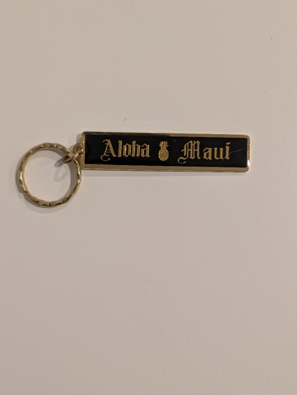 Aloha Maui Black and Gold Pineapple Keychain "Sarah"